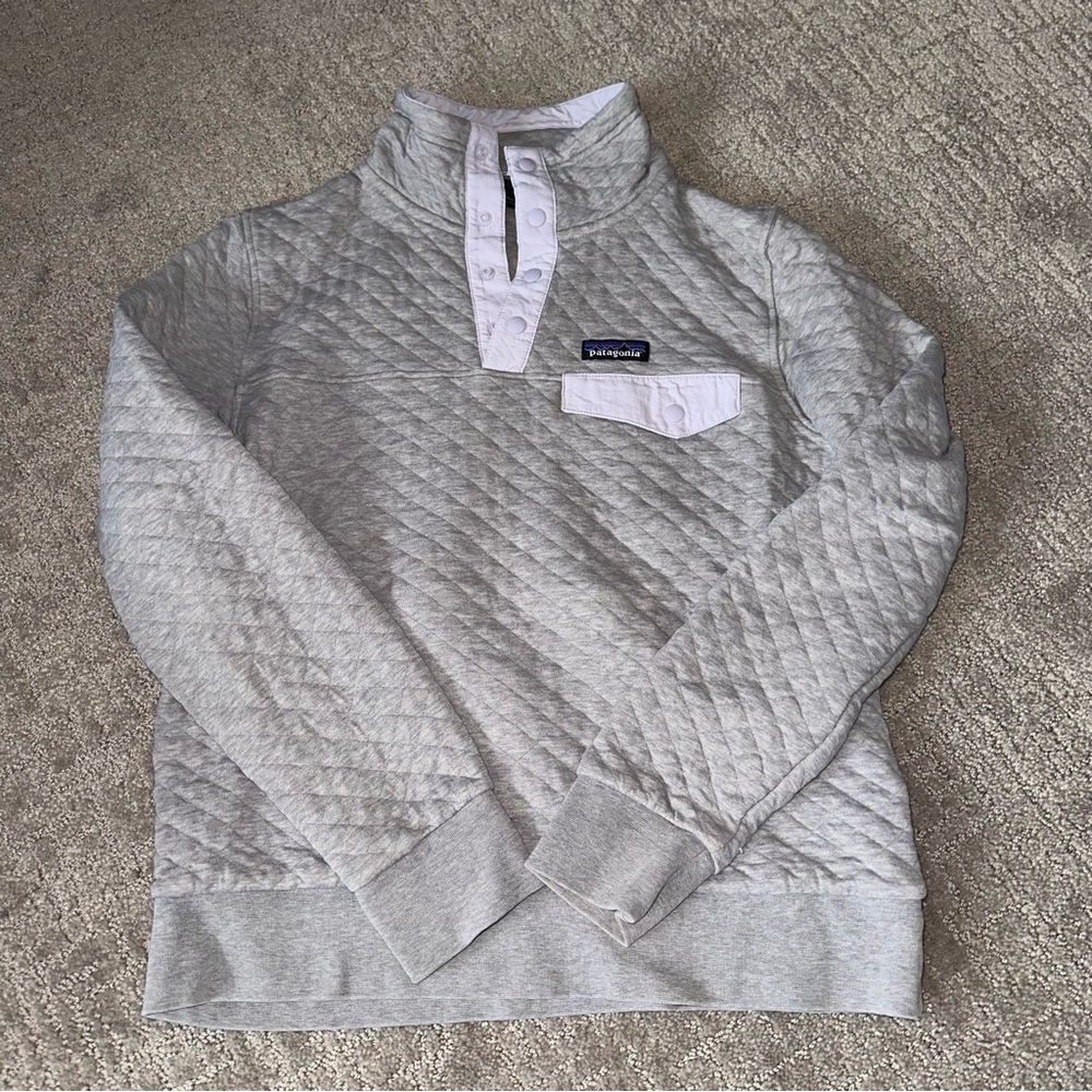 Patagonia Pullover size Small